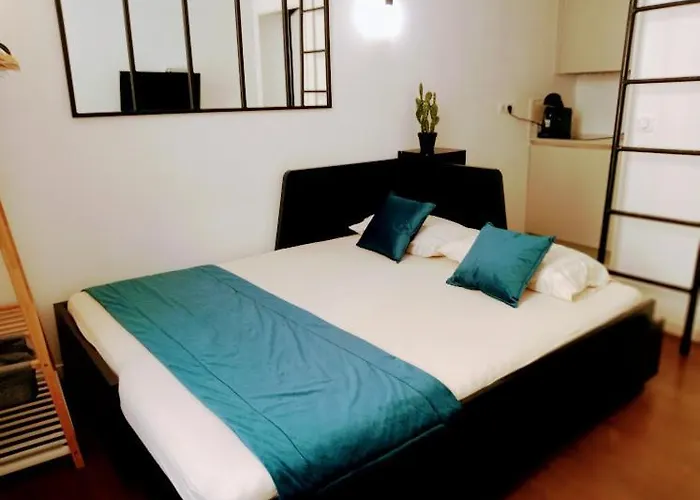 Appartement Vieil Marché Provençal Antibes